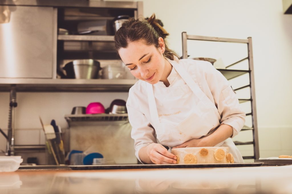 Les gâteaux de Margot concentration Anne D. Lefèvre Photographe Amiens